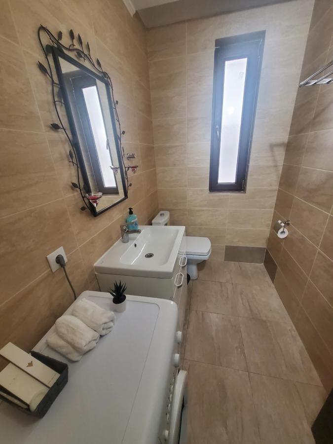 Morii Lake Special Apartment Bucharest Exterior photo